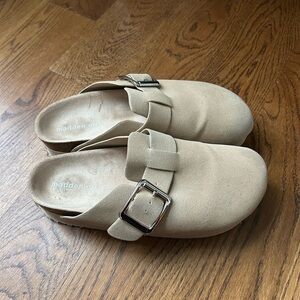 Madden Girl Tan Suede Clogs